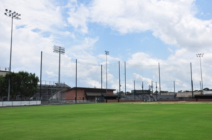 Custom Backstop Netting Systems - Sports Complex Barrier Netting ...